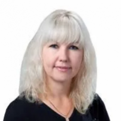 Оганесян Лариса Олегівна